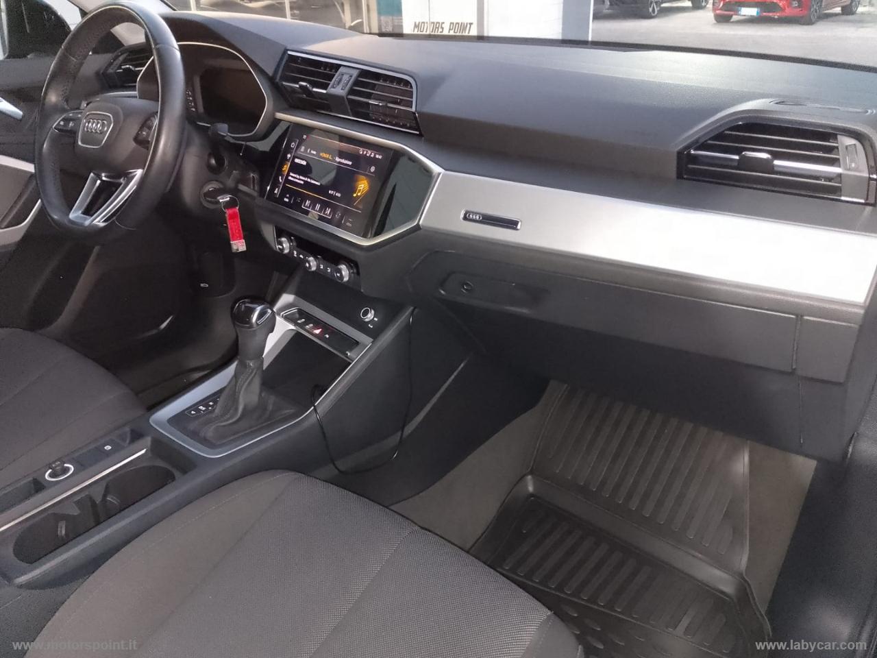 AUDI Q3 35 TDI S tronic S line edition