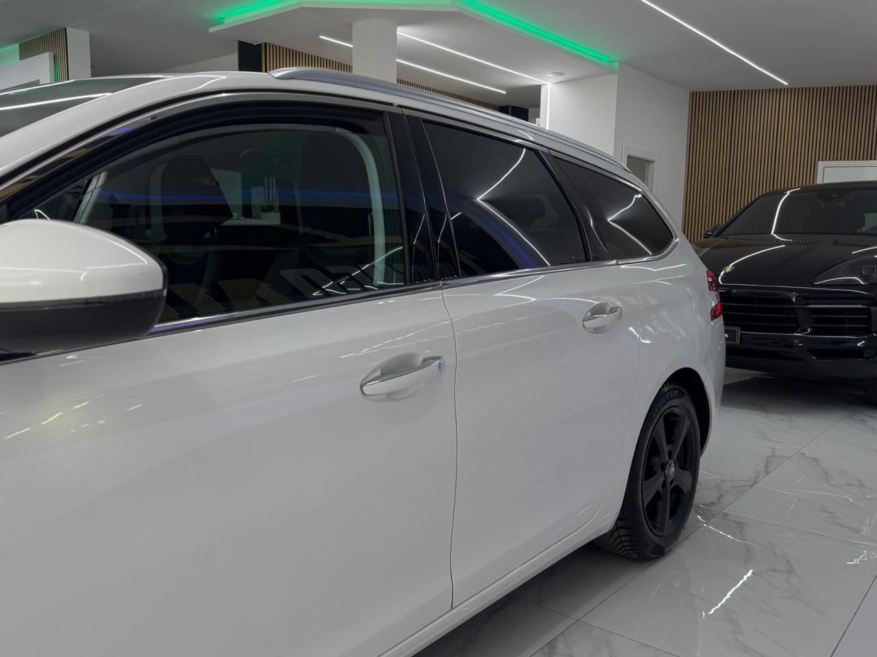 Peugeot 308 BlueHDi 120Cv EAT6 SW GT Line
