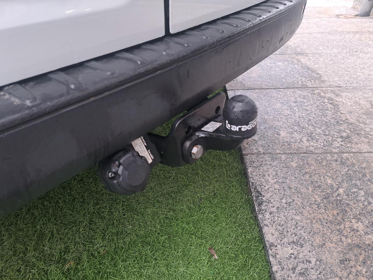 Ford Transit Custom 2.2 TDCi 125CV /MOTORE NUOVO/GANCIO TRAINO