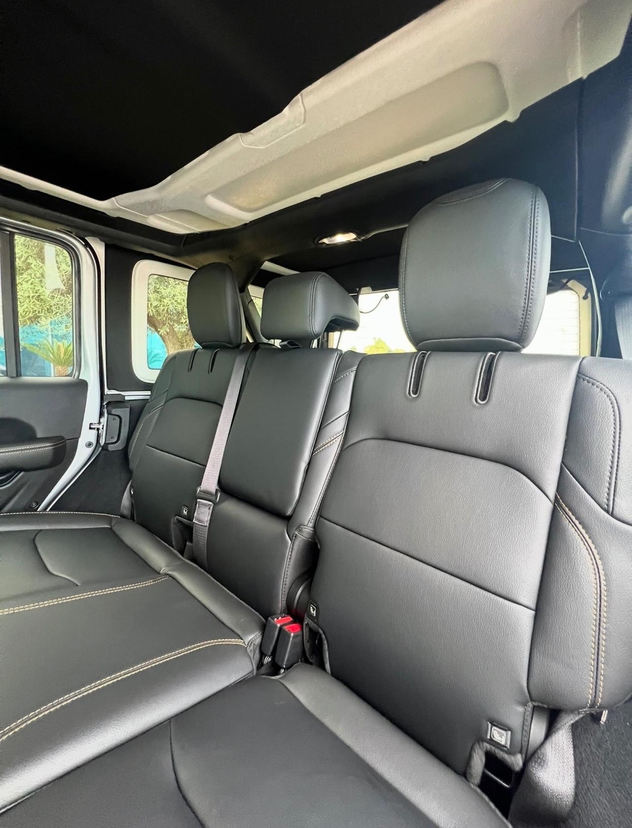 Jeep Wrangler 2.0 PHEV ATX 4xe Sahara - possibilità noleggio no scoring