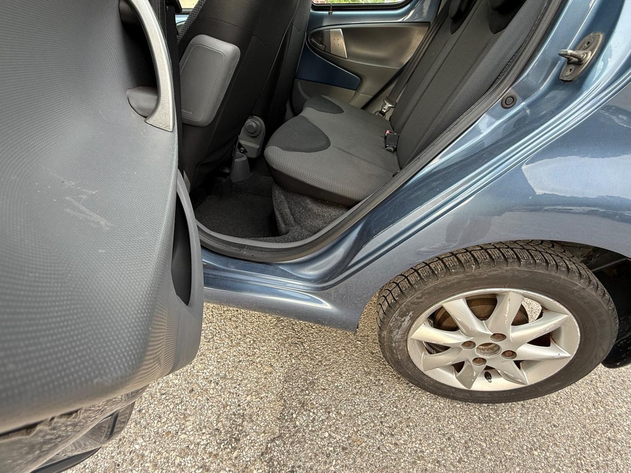 Toyota Aygo 1.0 12V VVT-i 5 porte Now