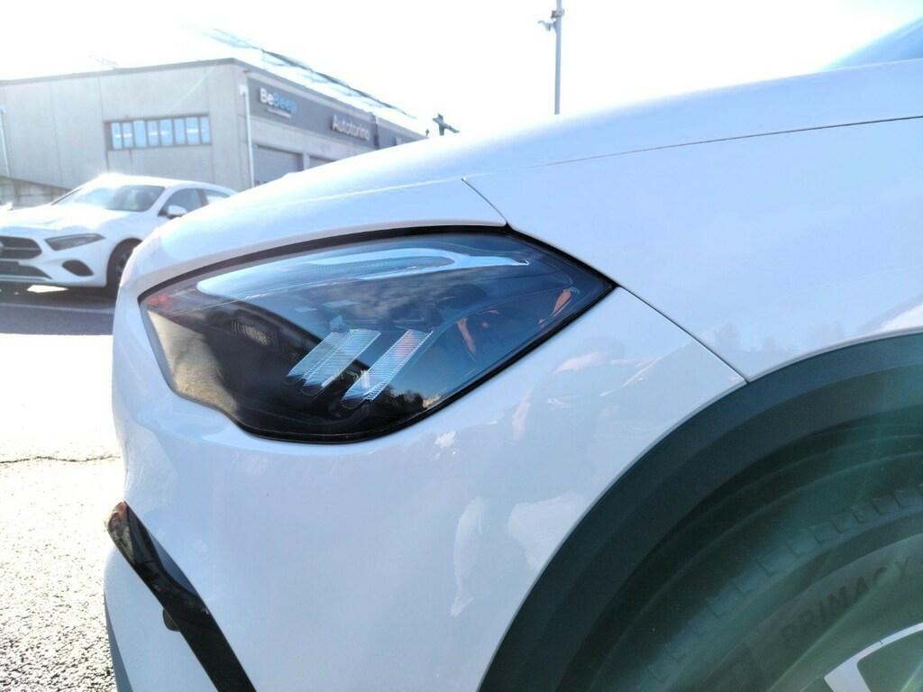 Mercedes GLA 180 180 D Advanced 8G-DCT