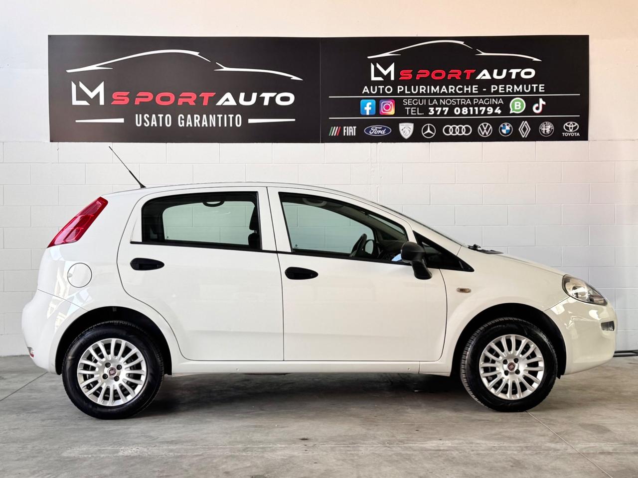 Fiat Punto 1.4 8v 2017 NATURAL POWER STREET