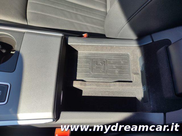 AUDI A6 Avant 40 2.0 TDI quattro ultra S tronic Business P