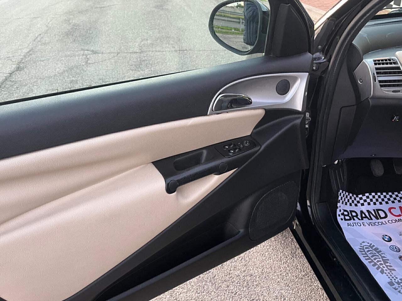 Lancia Ypsilon Platino Ecochic GPL - 2009