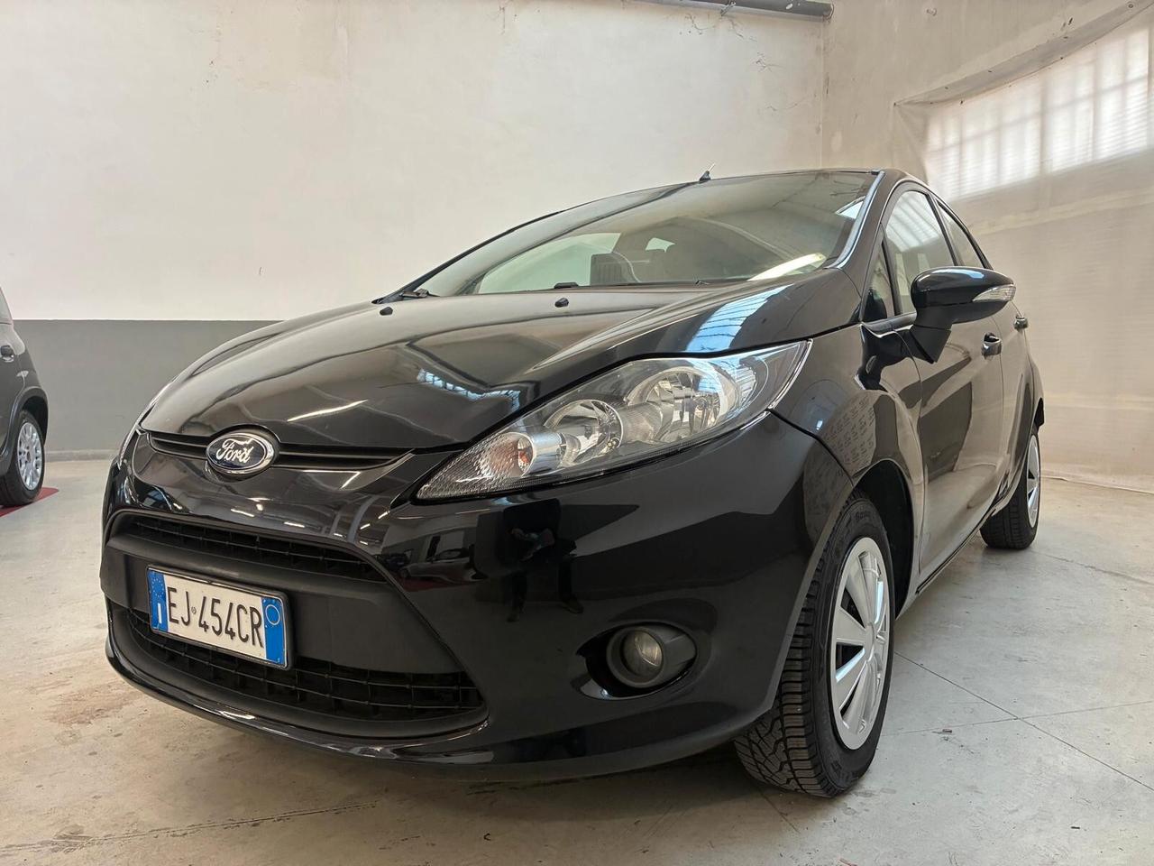 Ford Fiesta Fiesta+ 1.4 TDCi 70CV 5 porte