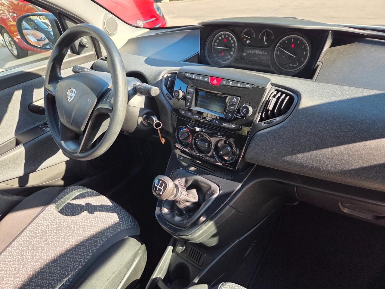 Lancia Ypsilon 1.2 69 CV 5 porte S&S Gold - 2019