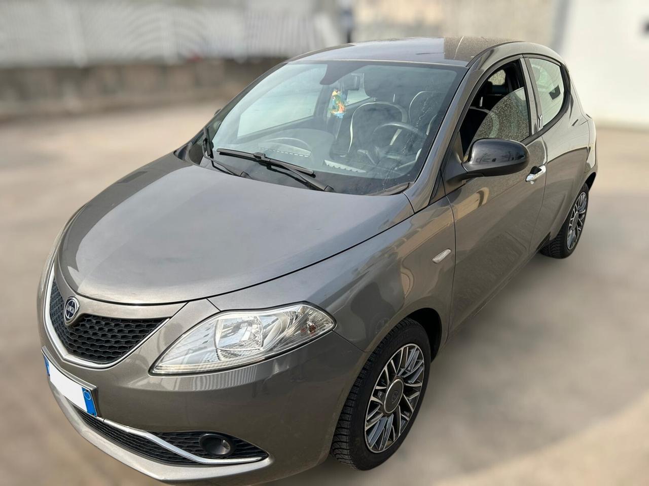 Lancia Ypsilon 1.3 mjt - ANCHE PER NEOPATENTATI