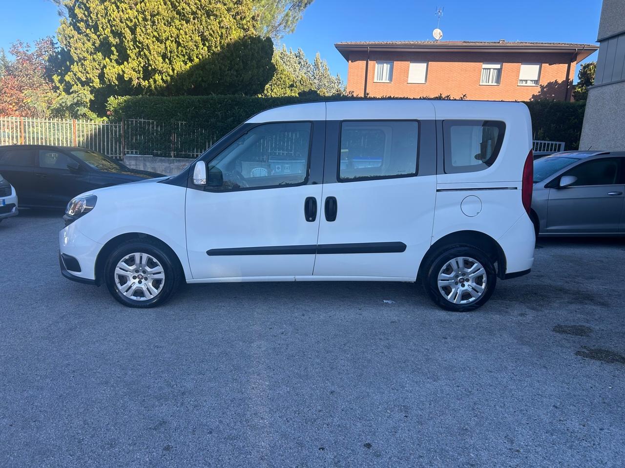 Fiat Doblo 1.6 MJT 105CV Maxi Autocarro