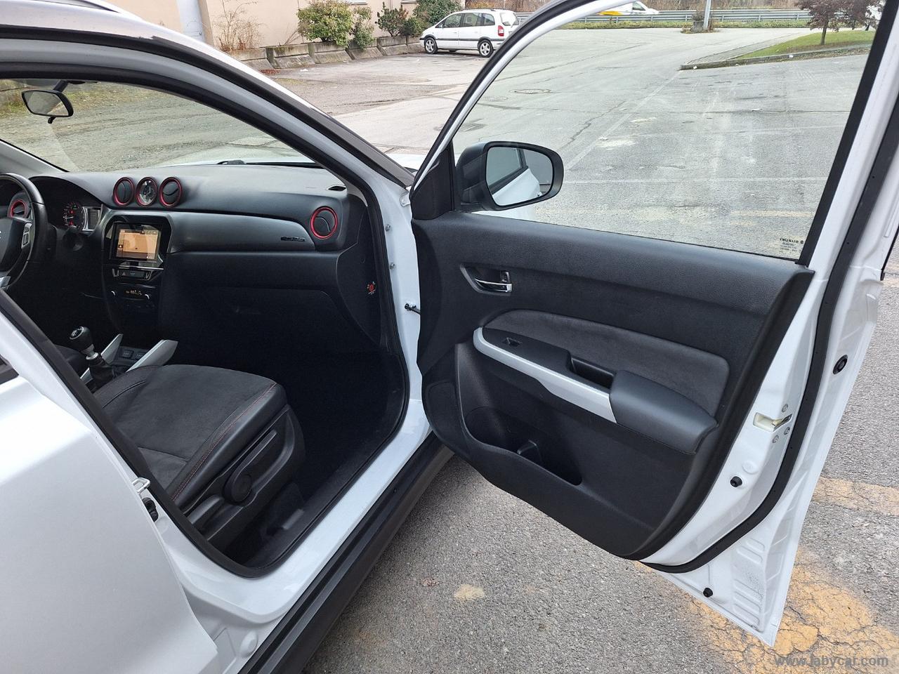 SUZUKI Vitara 1.4 Boosterjet 4WD All Grip ADAPTIVE CC RETROCAMERA