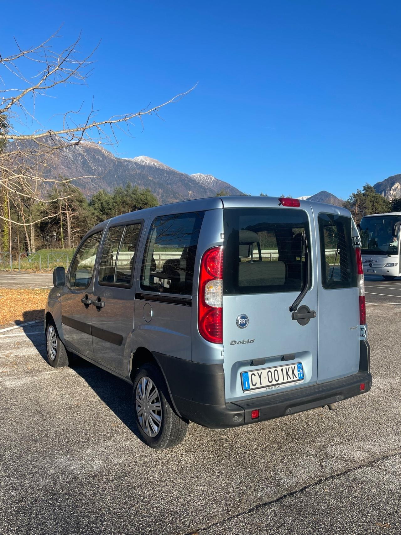 Fiat Doblo 7 posti Neopatentati 1.3 mjt