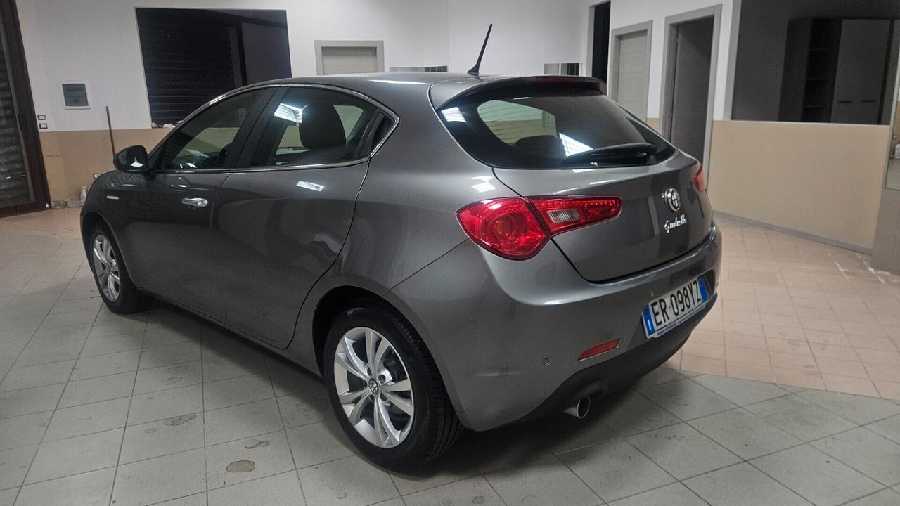 Alfa Romeo Giulietta 1.6 JTDm-2 105 CV Exclusive