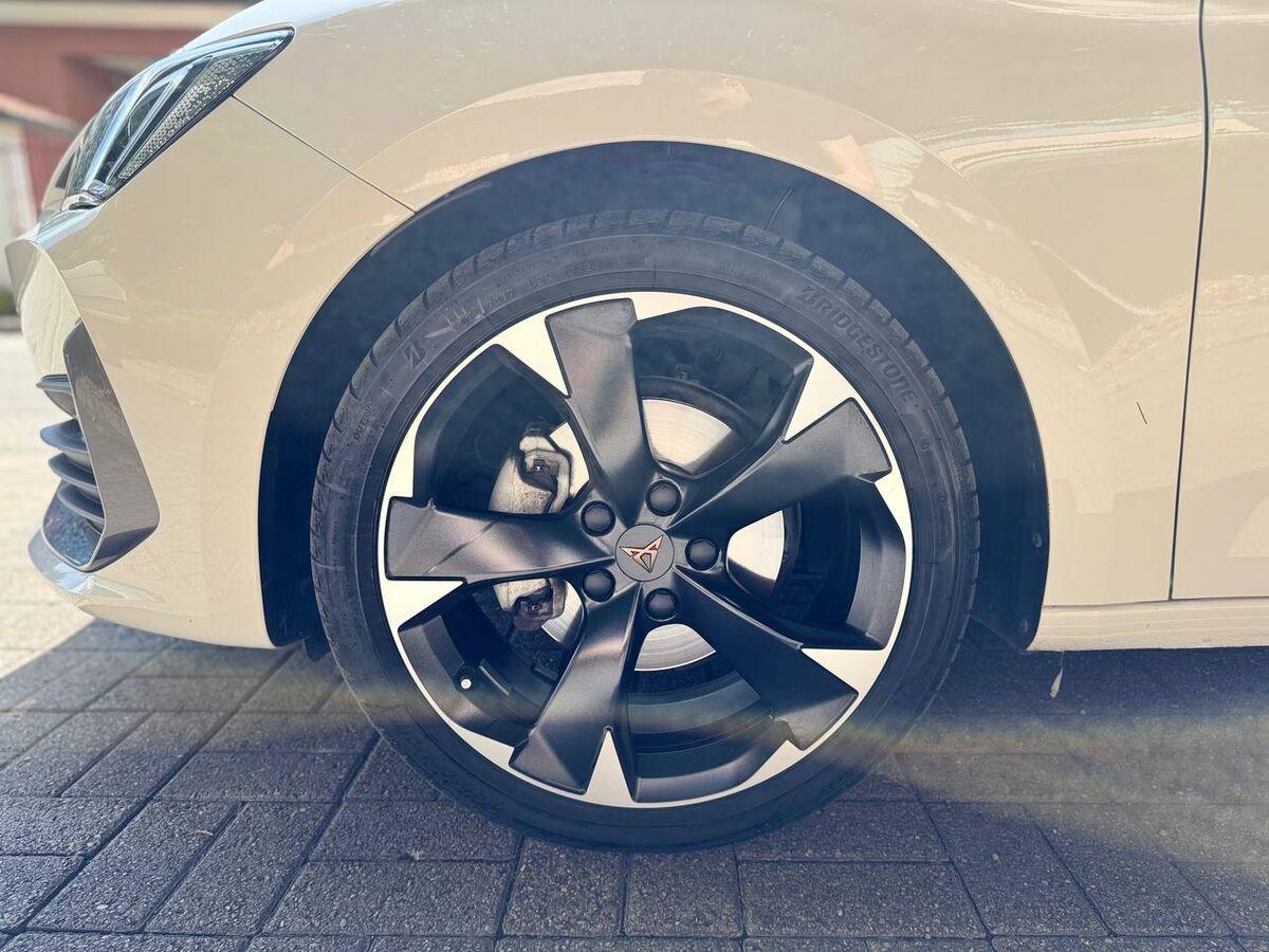 Cupra Leon 1.5 hybrid 150cv dsg
