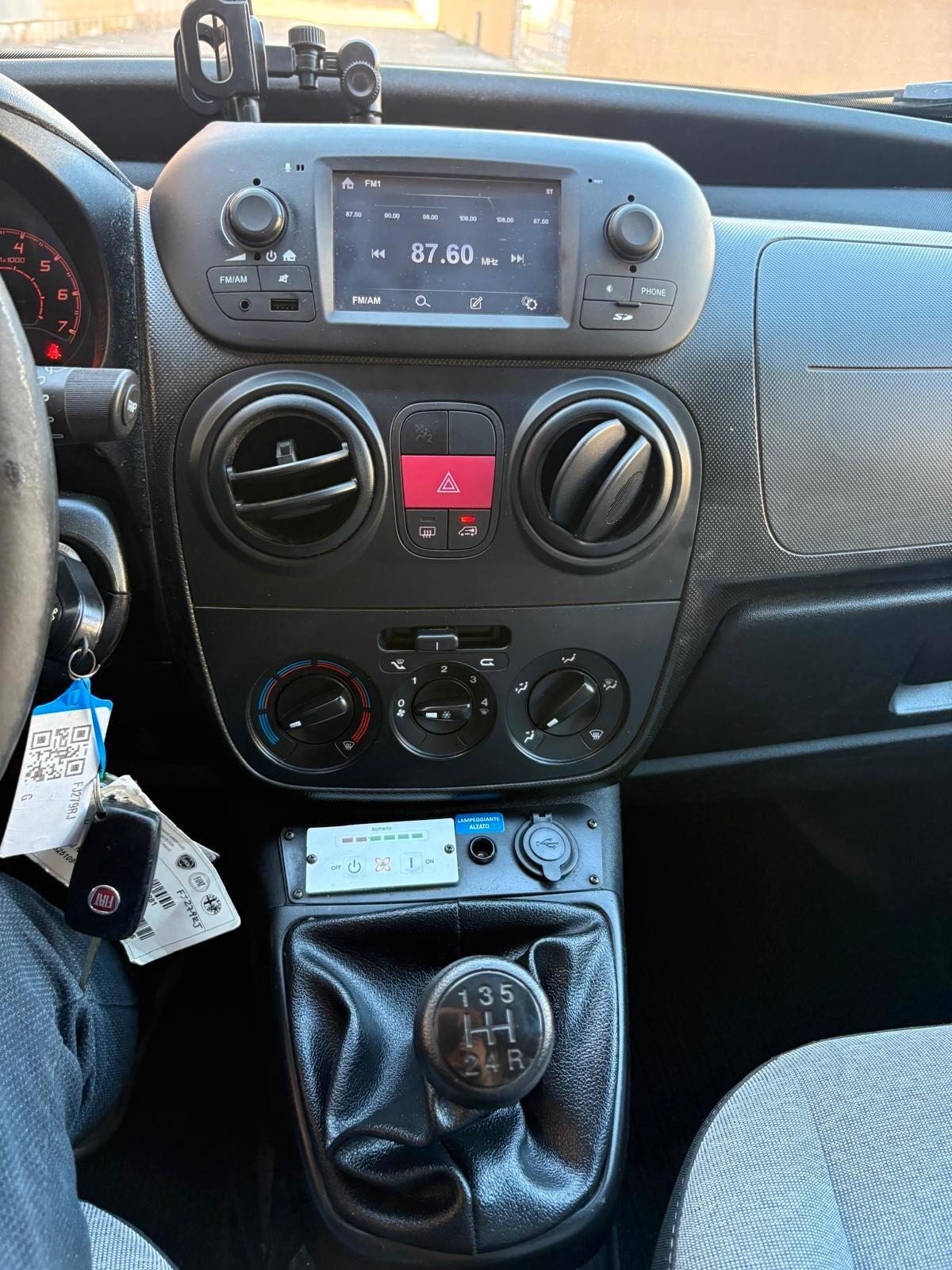 Fiat Fiorino 1.3 MJT 95CV Combinato Adventure