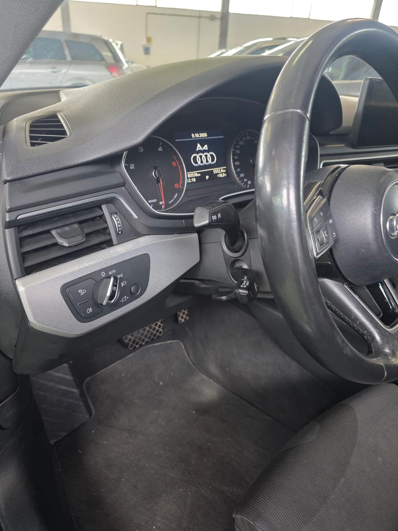 Audi A4 Avant 2.0 TDI 122 CV Business