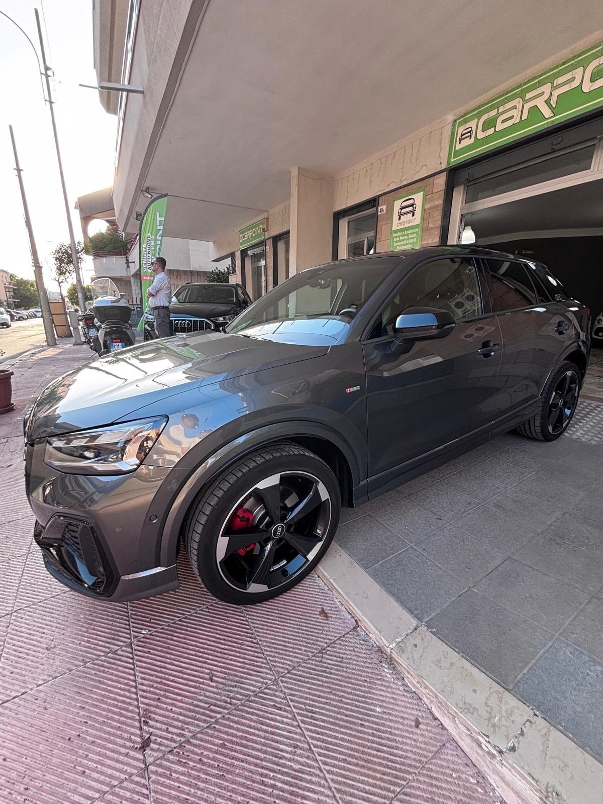 Audi Q2 35 TDI quattro S tronic Identity Black