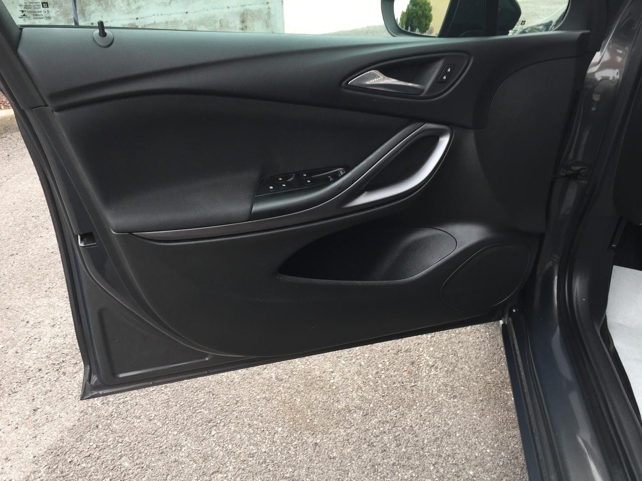 Opel Astra 1.4 100CV Sports Tourer Elective