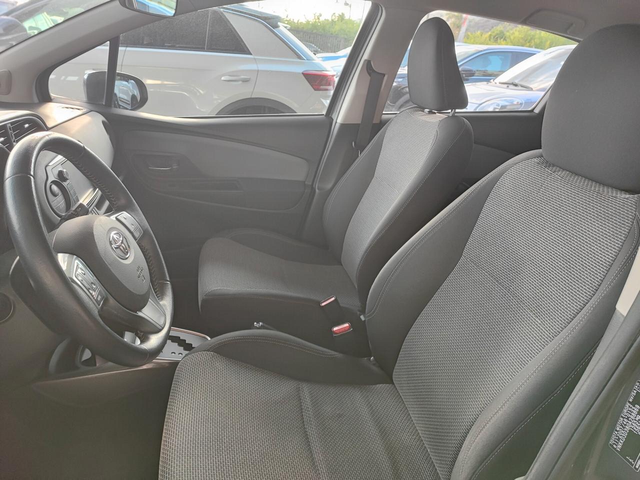 Toyota Yaris 1.5 Hybrid 5 porte Active