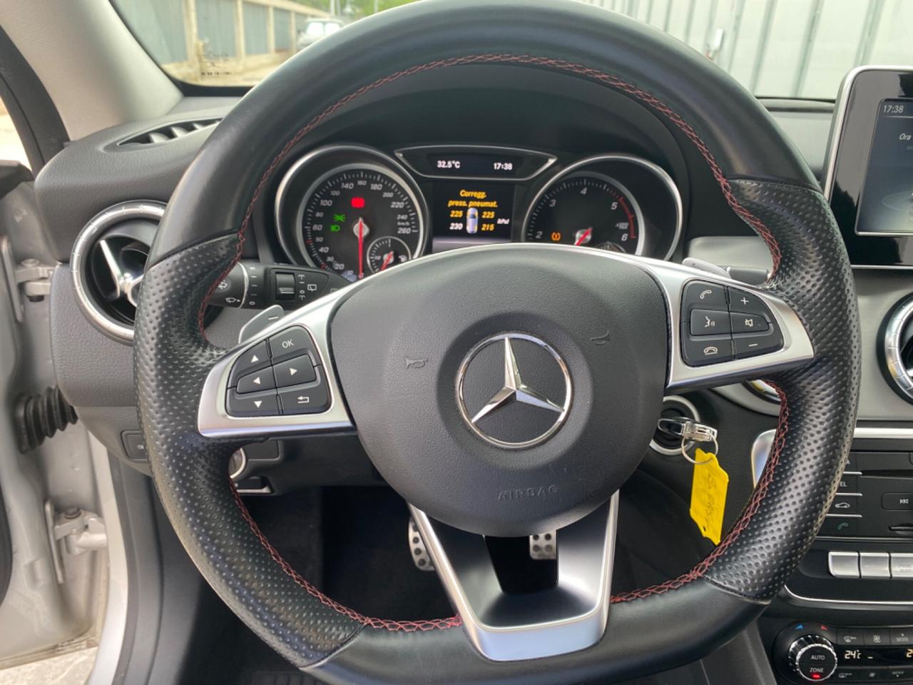 Mercedes-benz CLA 200 d 4Matic Automatic Premium