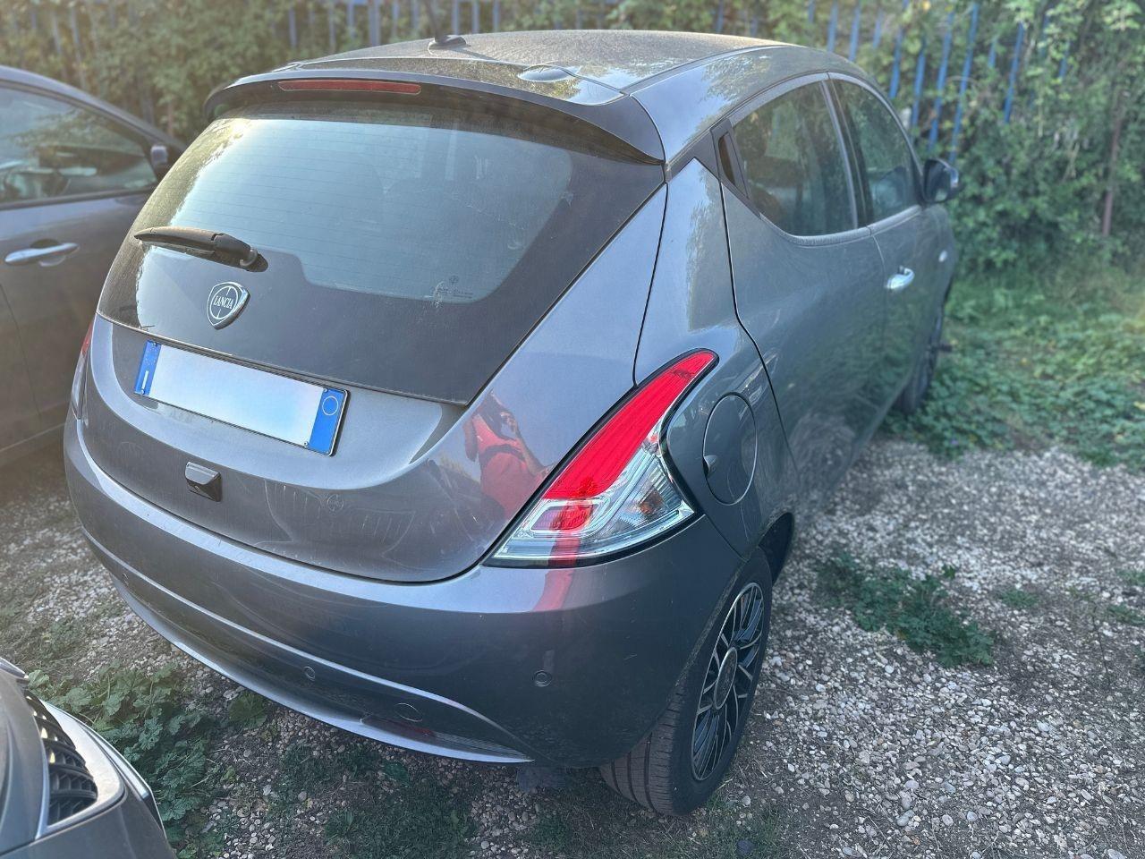 LANCIA Ypsilon III 2021 - Ypsilon 1.0 firefly hybrid Platino s&s 70cv