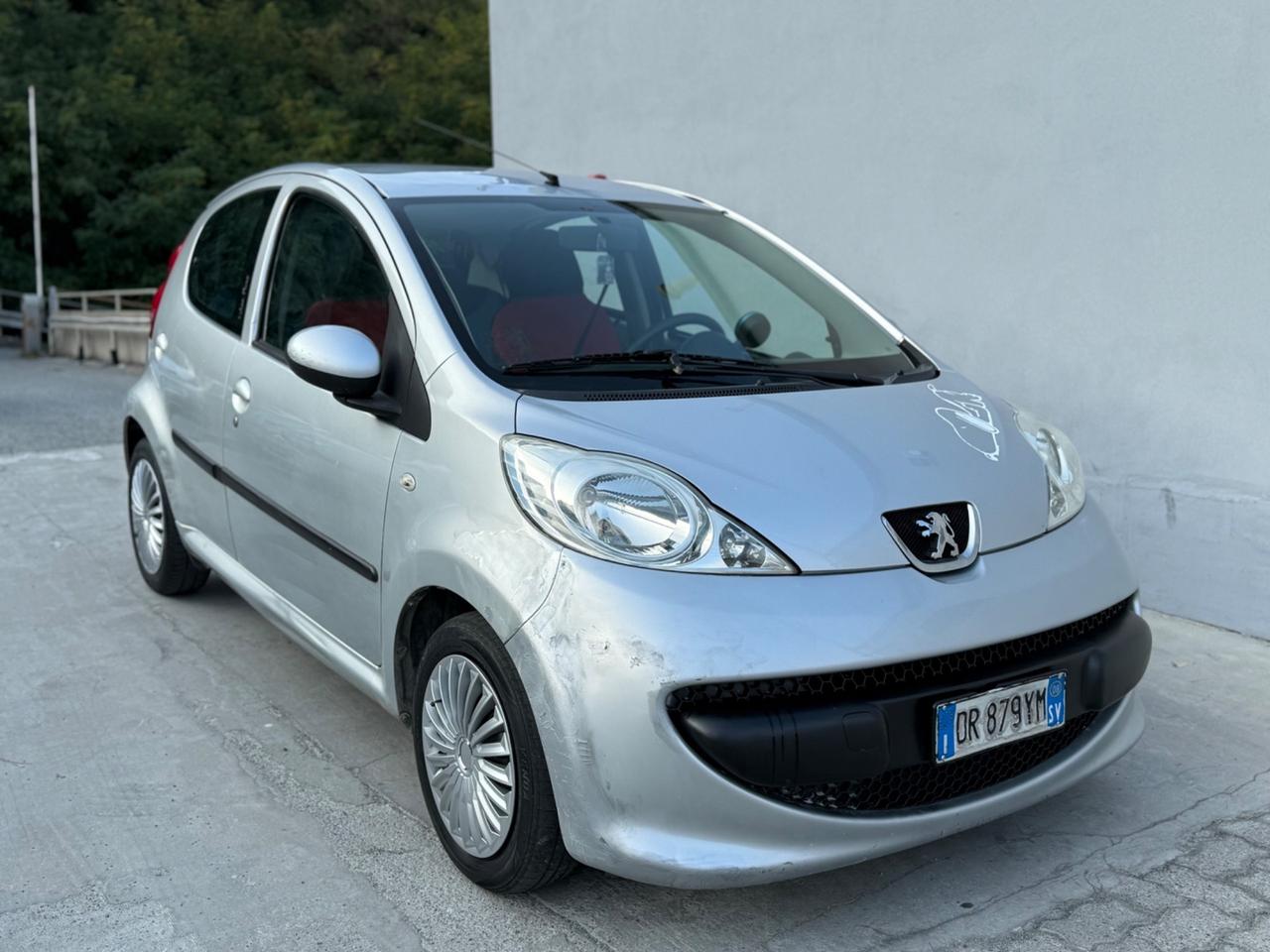 Peugeot 107 1.0benz PRONTA IN CONSEGNA