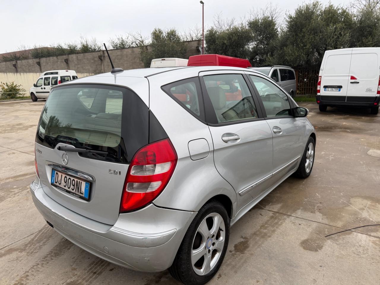 MERCEDES A 180 CDI ELEGANCE AUTOMATICO NEOPATENTATI