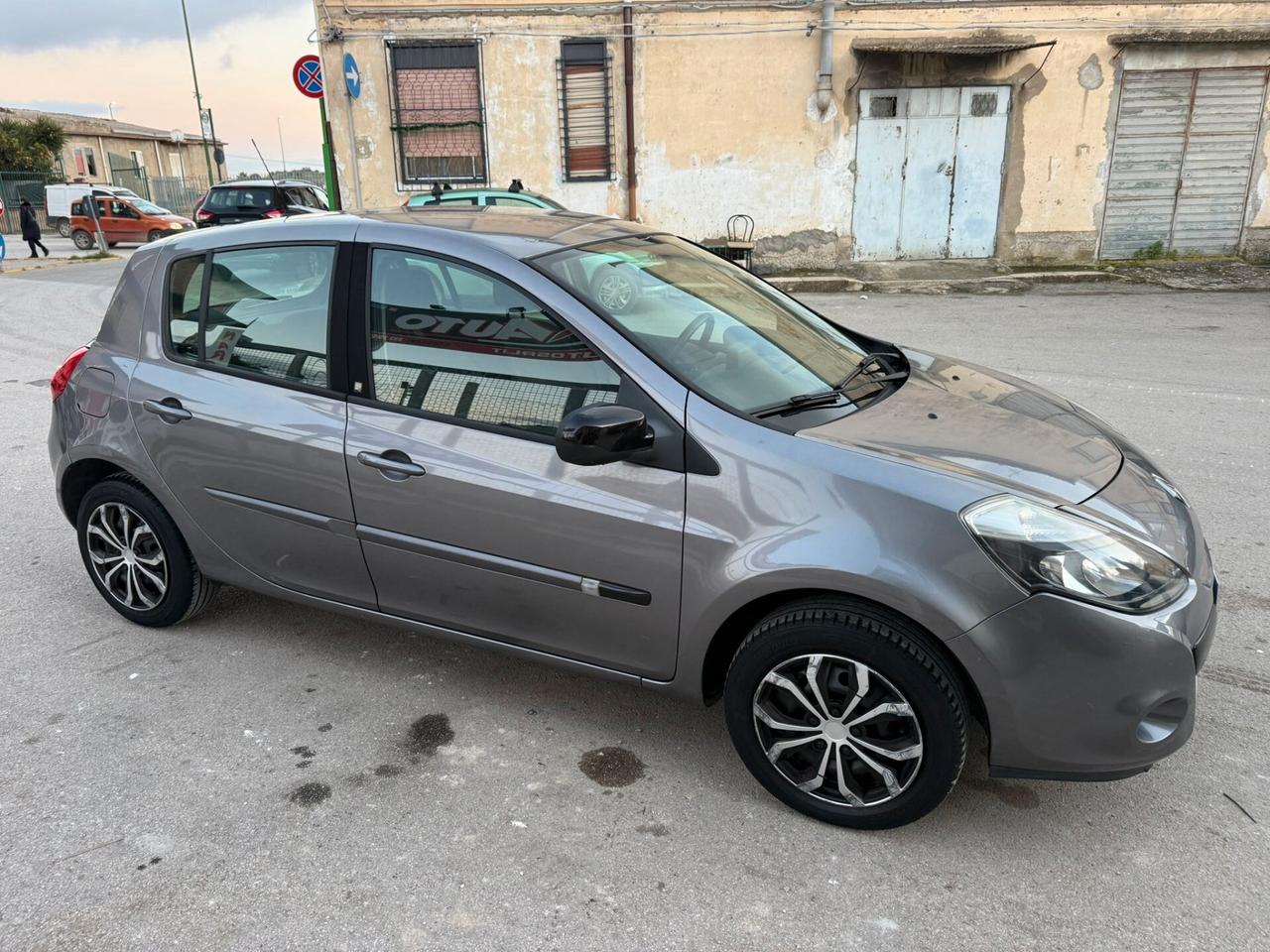 Renault Clio 1.2 16V 100cv 5 porte