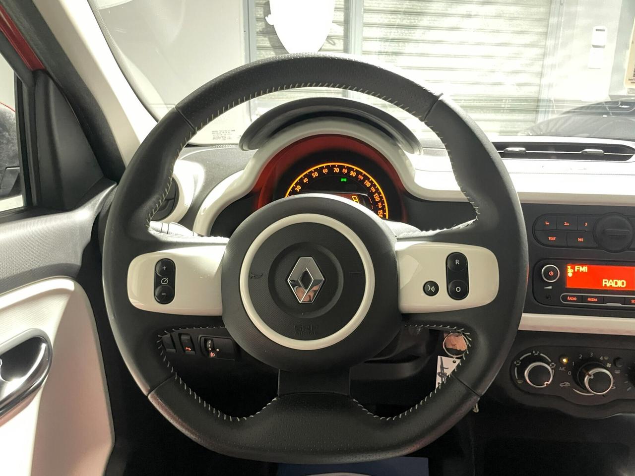 RENAULT TWINGO 1.0 SCe LIVE UNICO PROPRIETARIO