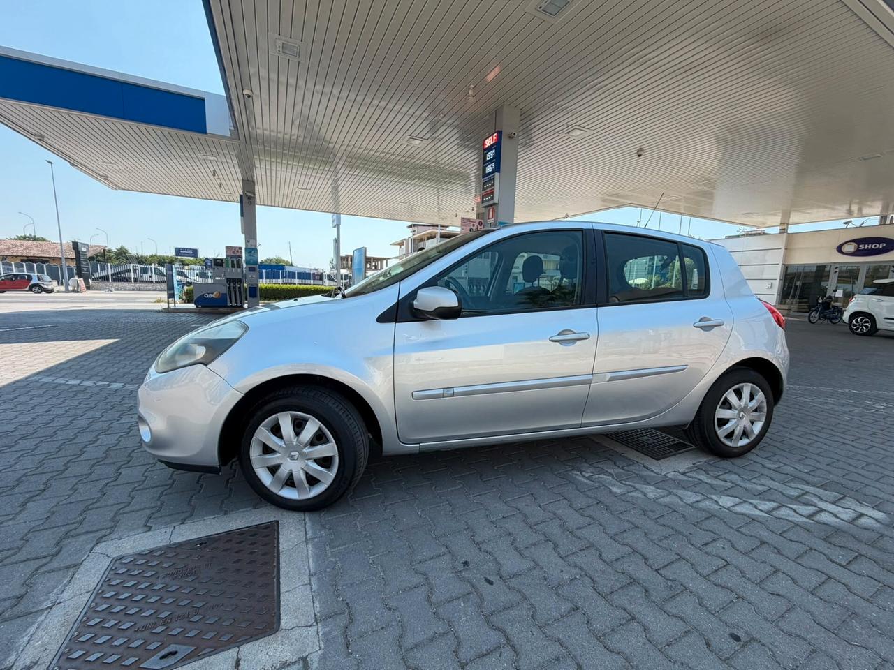 Renault Clio 1.2 16V 5 porte Dynamique