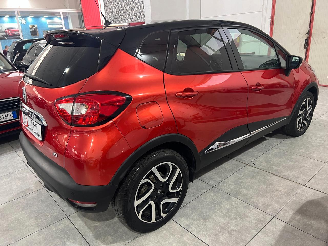 Renault Captur 1.5 90 CV - Energy Iconic - 2016