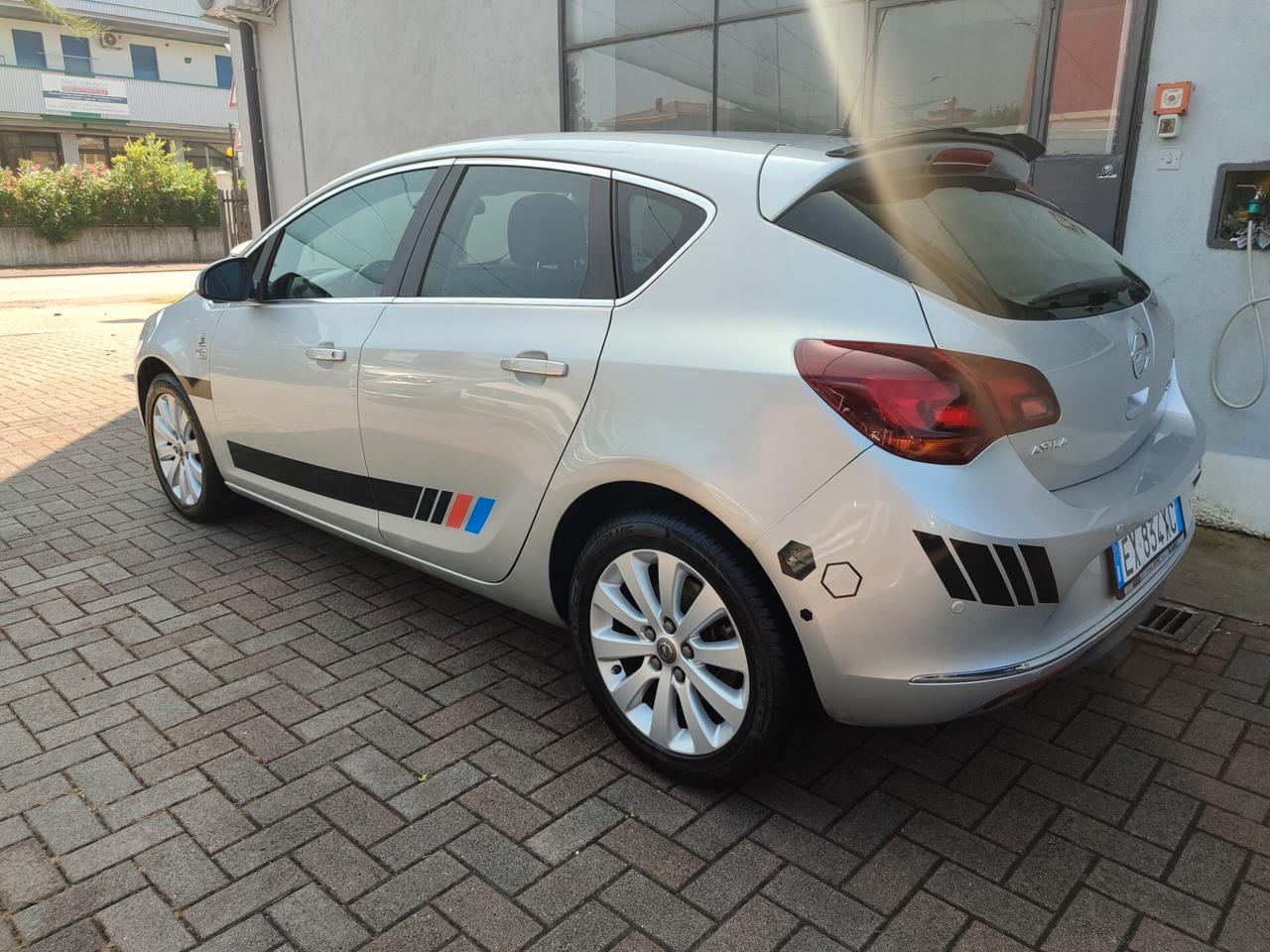 Opel Astra 1.6 CDTI EcoFLEX S&S 4 porte Cosmo Fleet