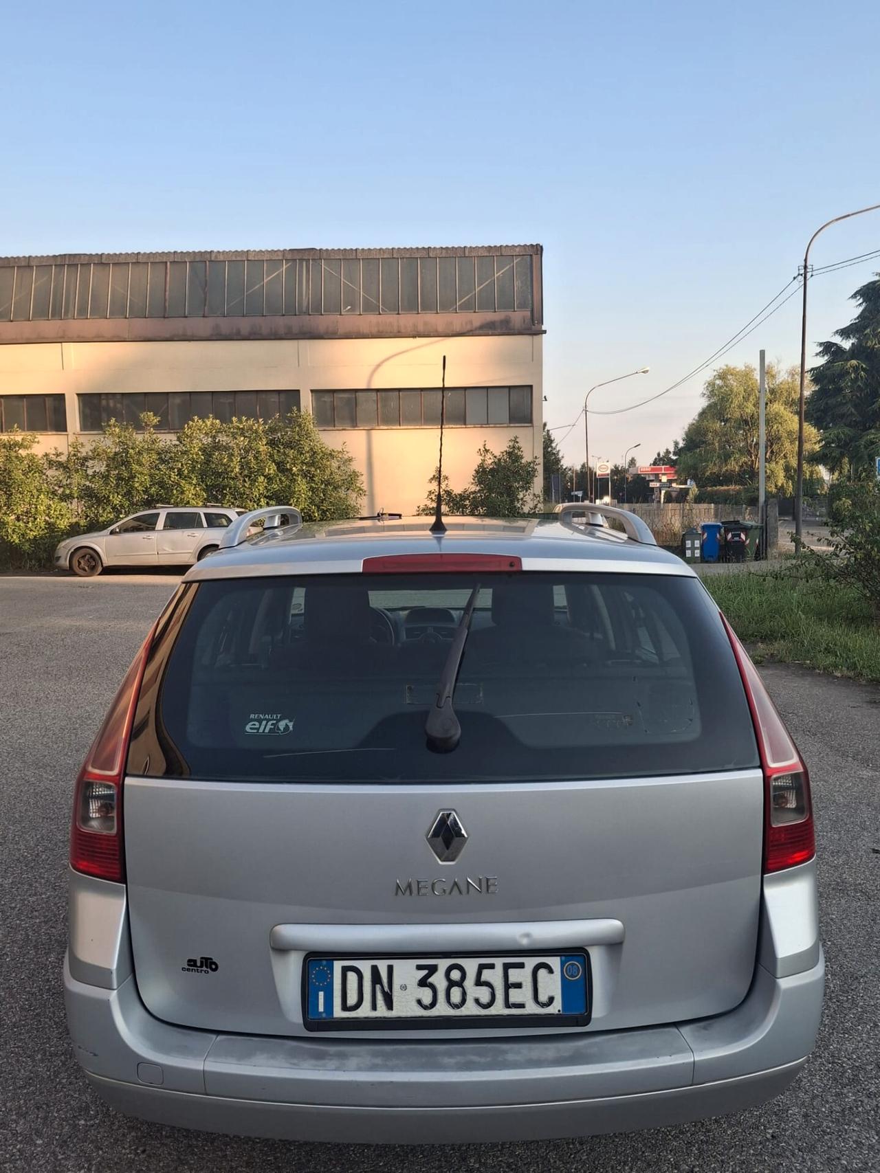 Renault Megane Mégane 1.5 dCi/85CV Grandtour Serie Speciale
