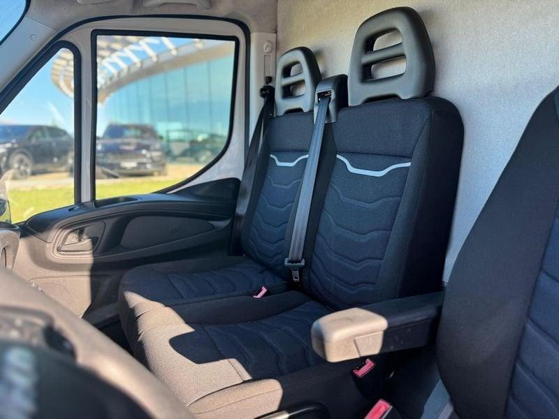 Iveco Daily Daily 35S14V 2.3 HPT PM-SL-TM Furgone PREZZO + IVA
