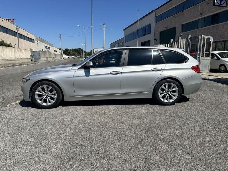 BMW Serie 3 318d Touring Auto