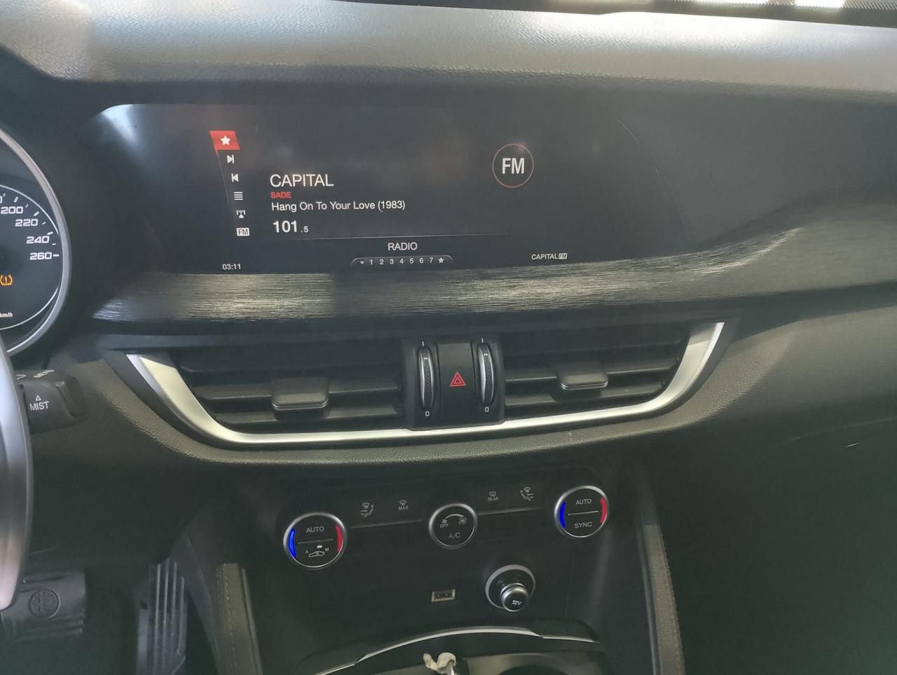 Alfa Romeo Stelvio 2.2 Turbo Diesel 160CV AT8 RWD Sport-Tech