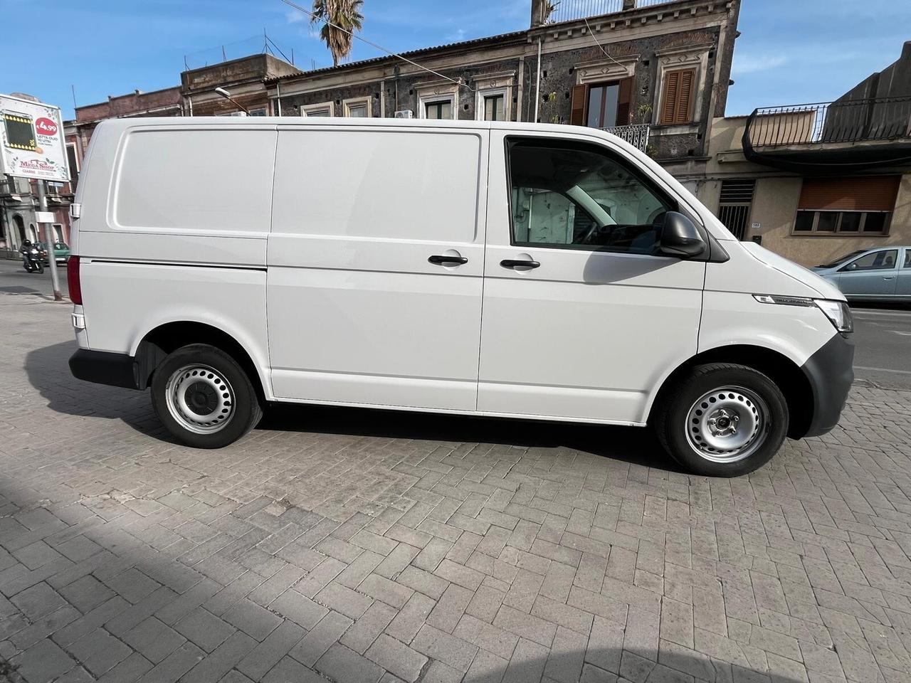 Volkswagen Transporter 2.0 TDI 110CV PC Cassonato