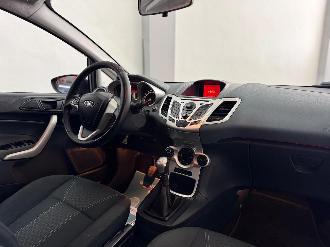 Ford Fiesta 1.4 TDCi 5p. Titanium