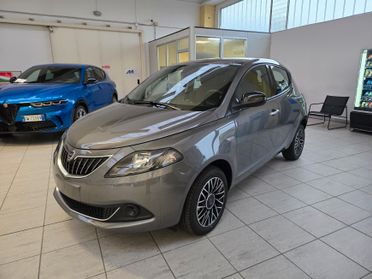 Lancia Ypsilon 1.0 FireFly 5 porte S&S Hybrid Platino