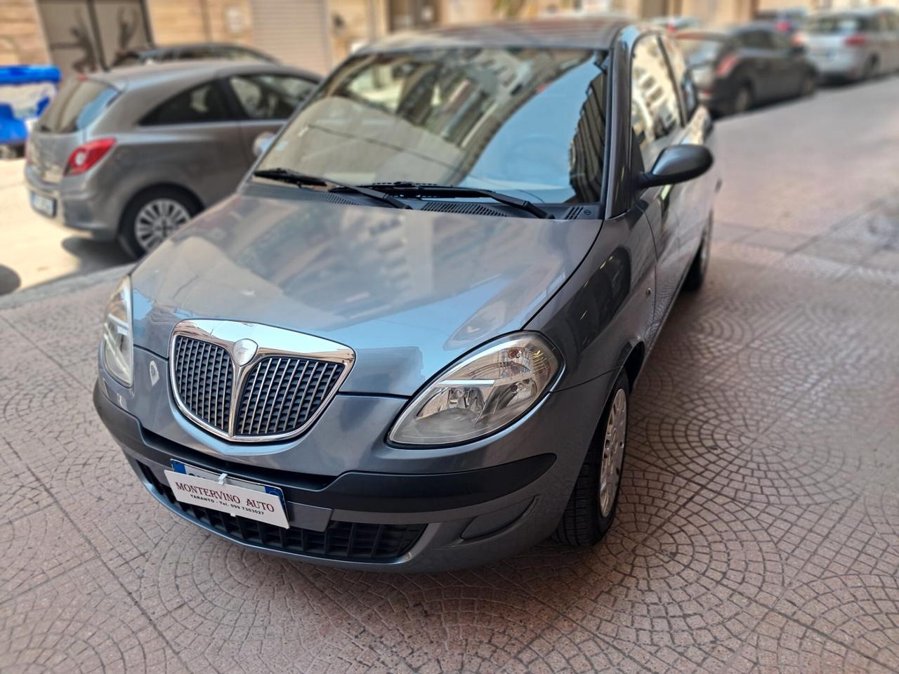 LANCIA YPSILON 1.2-NEOPATENTATI-Euro3199