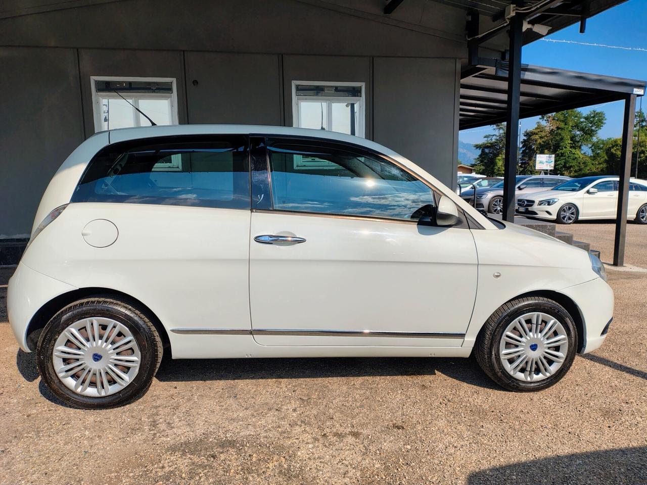 Lancia Ypsilon 1.2 Elle