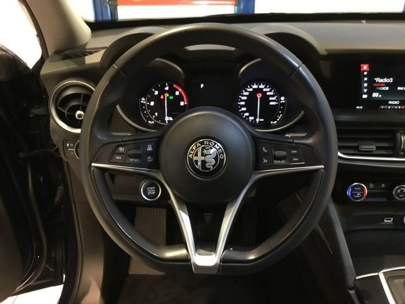 Alfa Romeo Stelvio 2.2 Turbo Diesel 190CV AT8 Q4 Business MY19