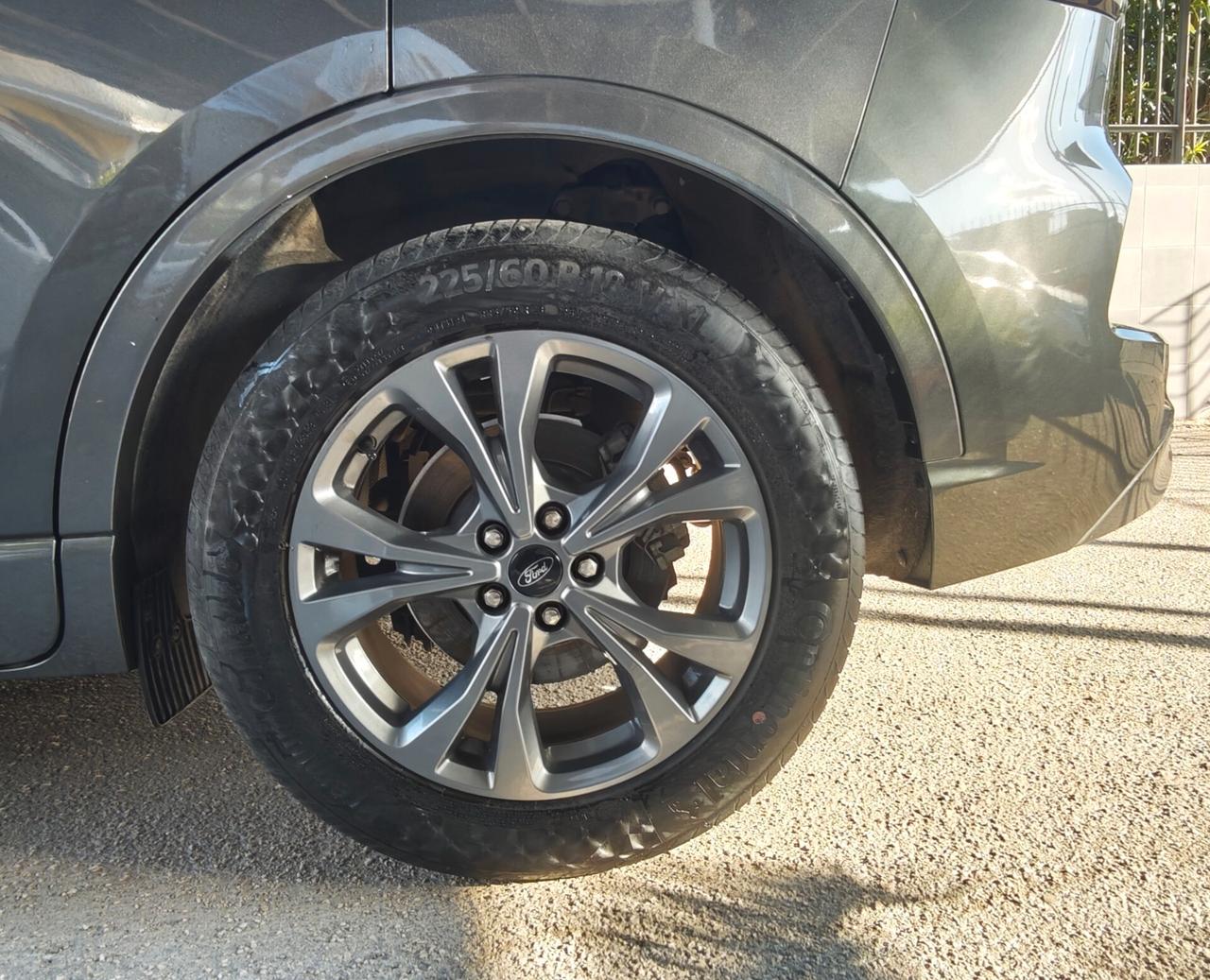 PARI A NUOVA KUGA ST-LINE 1.5dci 120cv full