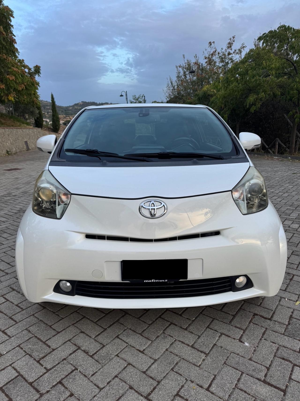 Toyota iQ 1.0 Benzina *SOL* 2011