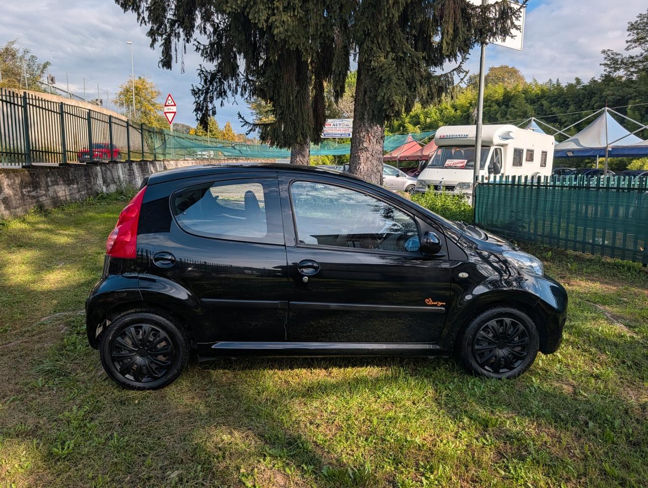 Peugeot 107 1.0 68CV 5p. Sweet Years 2Tronic