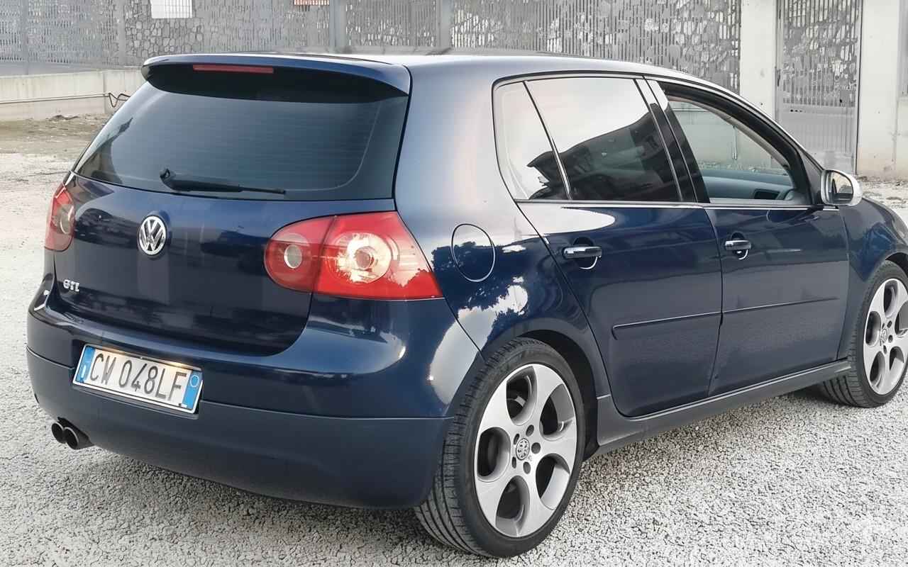 Volkswagen Golf GTI 2.0 16V TFSI 5p.