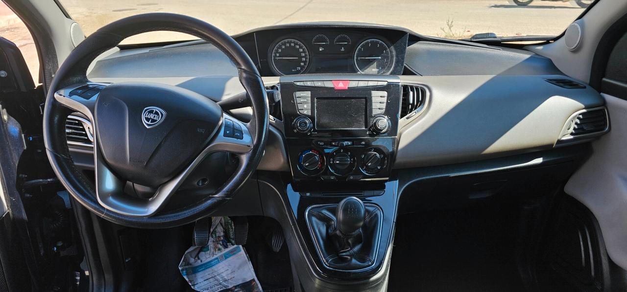 Lancia Ypsilon 1.3 MJT 16V 95 CV 5 porte S&S Gold