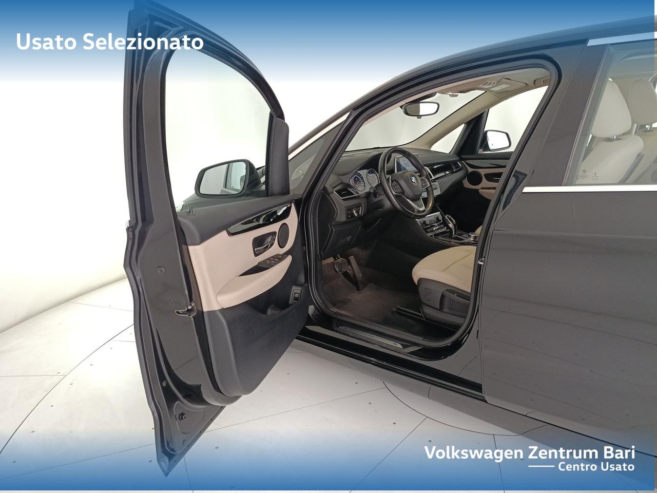 BMW Serie 2 218d active tourer xdrive luxury auto