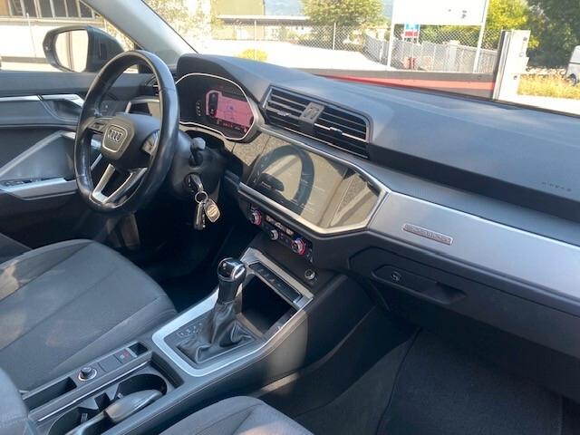 Audi Q3 45 TFSI quattro S tronic line edition