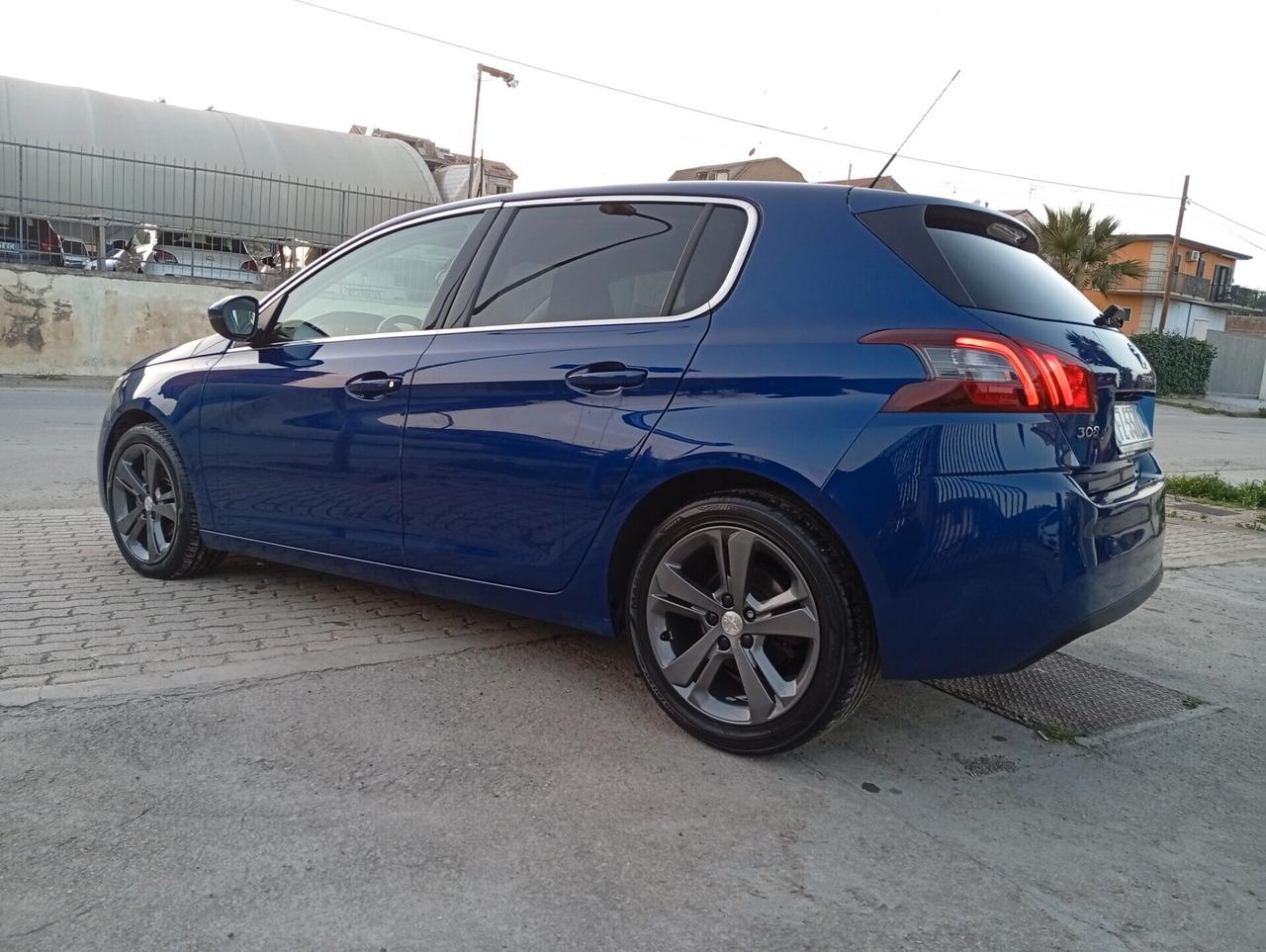 Peugeot 308 PureTech Turbo 130 S&S Allure