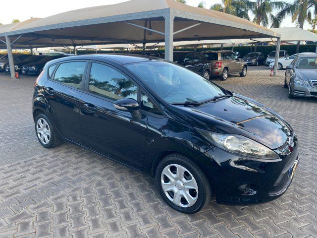FORD Fiesta + 1.4 TDCi 68CV 5 porte
